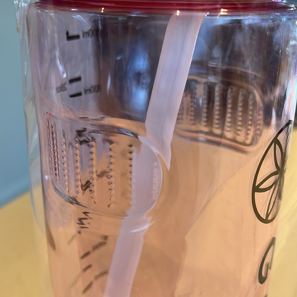 NEW GAIAM Pink Plastic Water Bottle (1000 ml) - Picture 5 of 7
